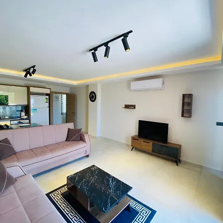 Sogucakta 2+1 Terasli Denize Yakin Luks 公寓 库萨达斯