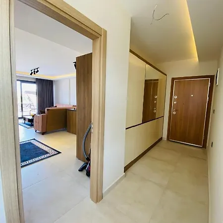 Lejlighed Sogucakta 2+1 Terasli Denize Yakin Luks Kusadası